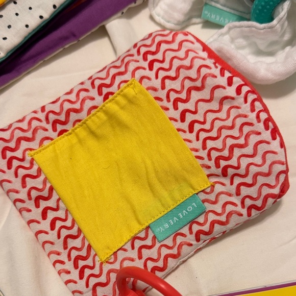 LOVEVERY - The Charmer Play Kit for Baby months 3-4 - Picture 5 of 10